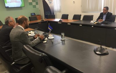 Staatsraad van het Koninkrijk voor Curaçao Paul Comenencia bezoekt de Sociaal-Economische Raad Curaçao